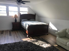 270 sqft private room that sleeps 3 in Bowie